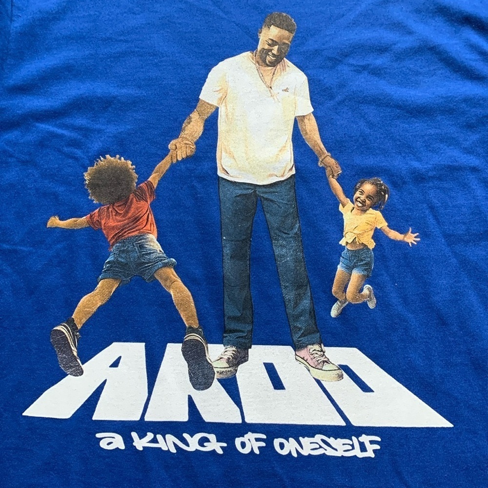 AKOO Men’s Graphic T-Shirt A King Short Sleeve Cotton Tee Blue Large NWT - Picture 2 of 8